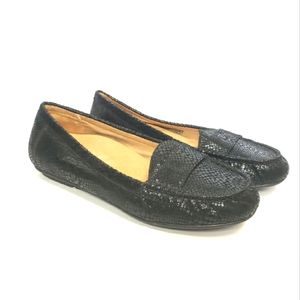 Vionic Lurrun black snack embossed slip on moccasin loafer comfort shoe